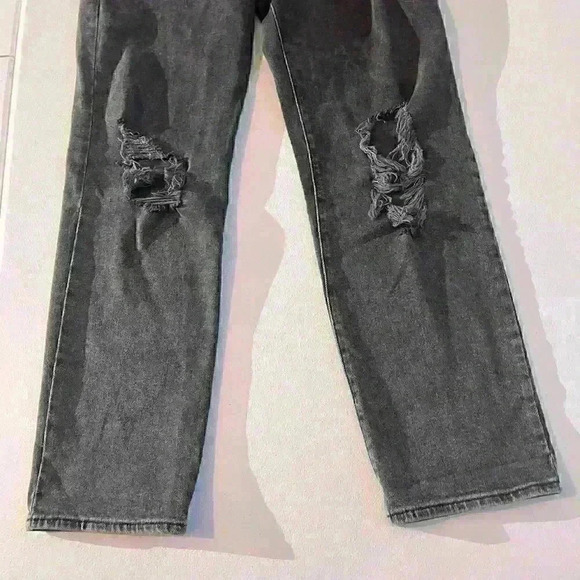 Hollister Womens Ultra High Rise Straight Leg Jeans Black Distressed Zipper 26 3 - Picture 5 of 12